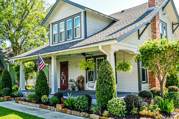 Photo of And Sew it Began quilts & more.